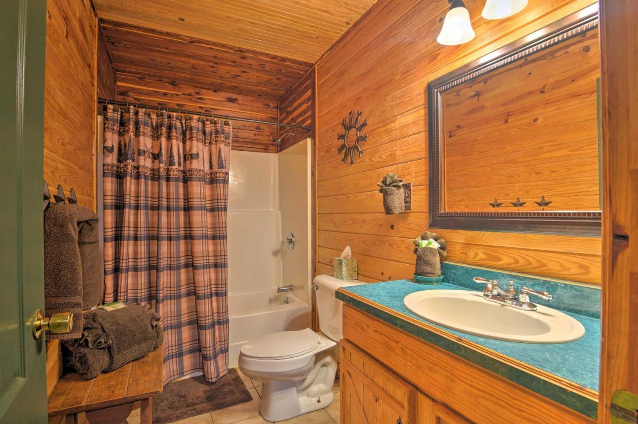 Hochatown Hideaway With Hot Tub, Grill And Fire Pit! Villa Stephens Gap Exterior foto